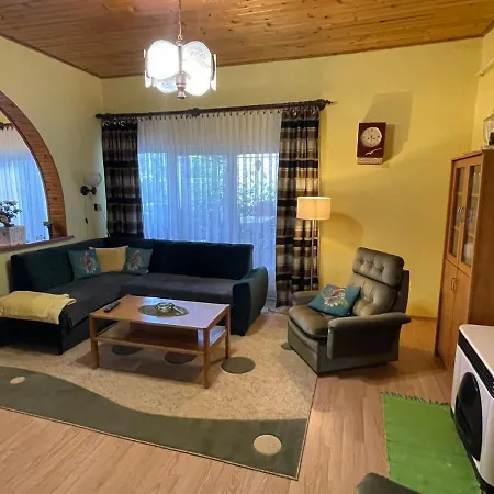 Ravasz Apartman *